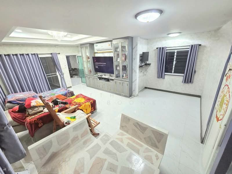 Baan Lanthog Tiwanon-Pak Kret 27, Nonthaburi, Tiwanon Road, Bang Phut, Pak Kret, Nonthaburi, 5 Bedrooms, 200 sqm, Single Detached House For Sale, by Natthporn Siriwiboonsak, 500428390 - DDproperty.com