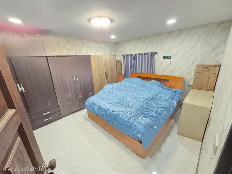 Baan Lanthog Tiwanon-Pak Kret 27, Nonthaburi, Tiwanon Road, Bang Phut, Pak Kret, Nonthaburi, 5 Bedrooms, 200 sqm, Single Detached House For Sale, by Natthporn Siriwiboonsak, 500428390 - DDproperty.com