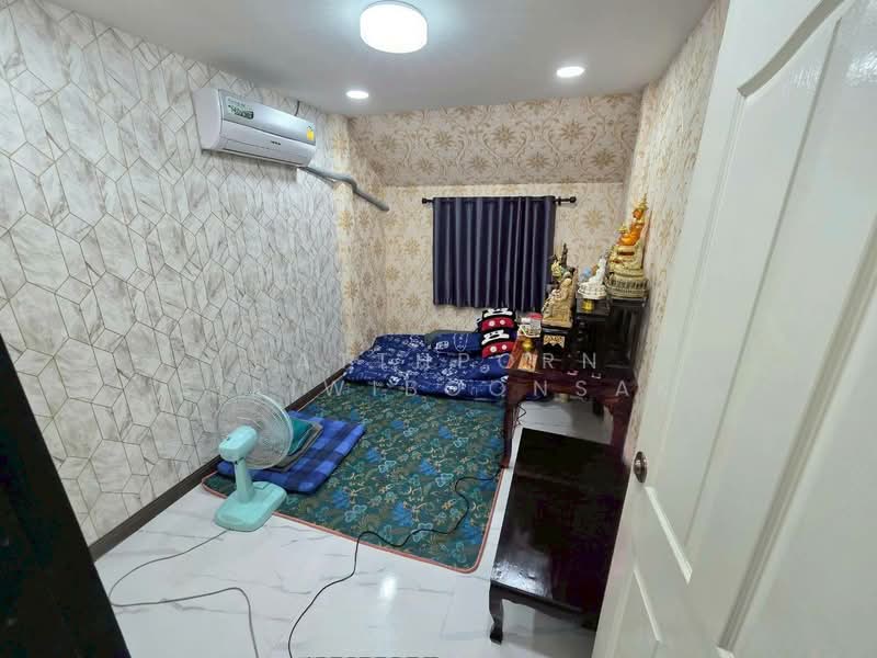 Baan Lanthog Tiwanon-Pak Kret 27, Nonthaburi, Tiwanon Road, Bang Phut, Pak Kret, Nonthaburi, 5 Bedrooms, 200 sqm, Single Detached House For Sale, by Natthporn Siriwiboonsak, 500428390 - DDproperty.com