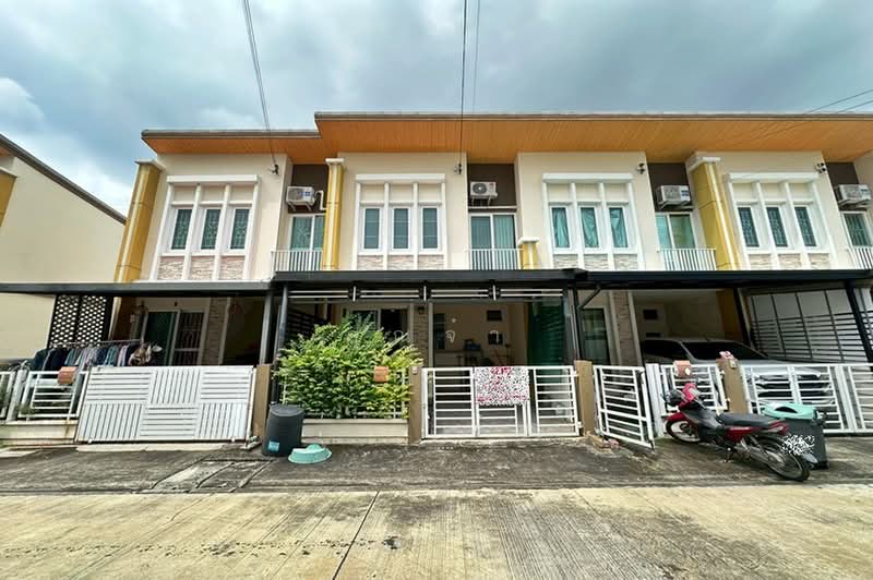 Golden Town 2 Onnut-Ladkrabang, Bangkok, Soi Prachathorn, Lat Krabang, Bangkok, 3 Bedrooms, 113 sqm, Townhouse For Sale, by คุณจ๋า, 500428408 - DDproperty.com