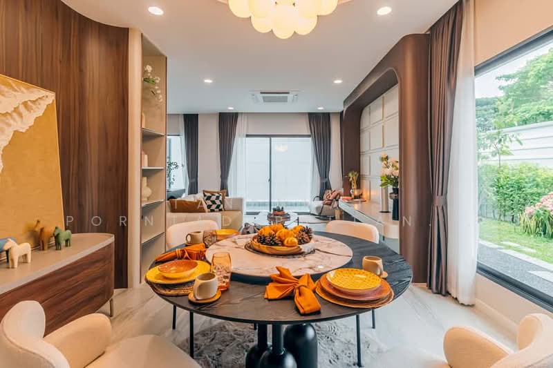 Baan Wang Tan, Chiang Mai, Mae Hia, Muang Chiang Mai, Chiang Mai, 4 Bedrooms, 212 sqm, Single Detached House For Sale, by Tanannat Porntadapattanayothin, 500428420 - DDproperty.com