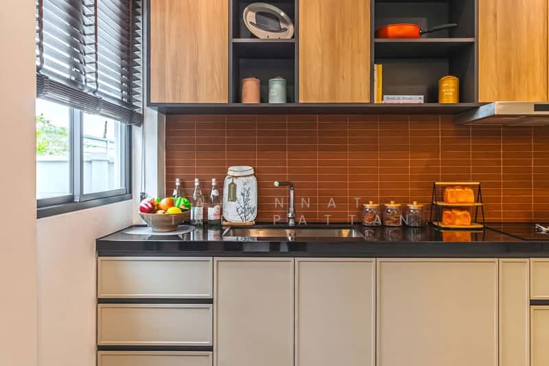 Baan Wang Tan, Chiang Mai, Mae Hia, Muang Chiang Mai, Chiang Mai, 4 Bedrooms, 212 sqm, Single Detached House For Sale, by Tanannat Porntadapattanayothin, 500428420 - DDproperty.com