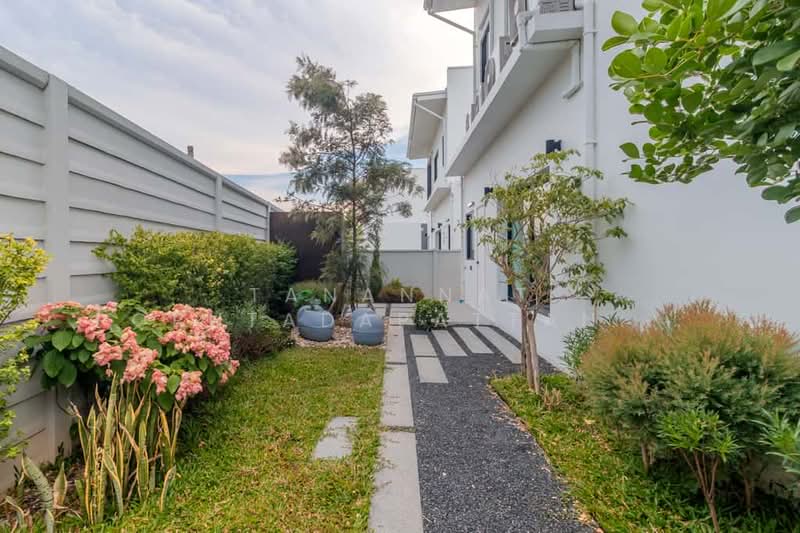 Baan Wang Tan, Chiang Mai, Mae Hia, Muang Chiang Mai, Chiang Mai, 4 Bedrooms, 212 sqm, Single Detached House For Sale, by Tanannat Porntadapattanayothin, 500428420 - DDproperty.com