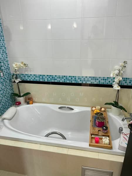 Citi Smart Sukhumvit 18, Bangkok, 366 Soi Sukhumvit 18, Sukhumvit Road, Khlong Toei, Bangkok, 2 Bedrooms, 70 sqm, Condo For Rent, by Phoom Imruangsri, 500428459 - DDproperty.com