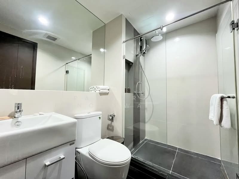 Rhythm Sathorn-Narathiwas : ริทึ่ม สาทร-นราธิวาส, กรุงเทพ, 651 ถนนนราธิวาสราชนครินทร์, ทุ่งมหาเมฆ, สาทร, กรุงเทพ, 40 ตร.ม., คอนโด ให้เช่า, โดย Pawanrat Panchawanon, 500428474 - DDproperty.com