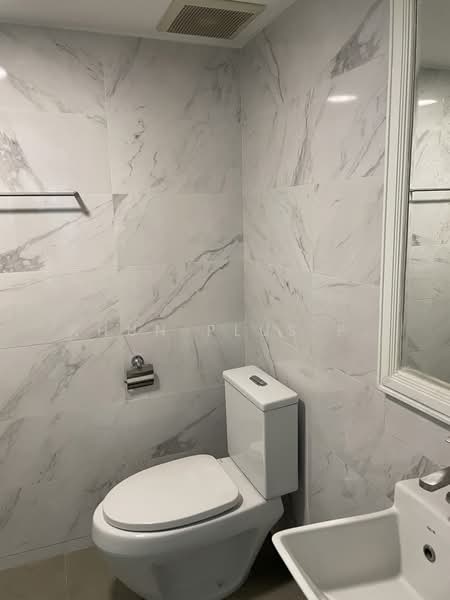Floraville Condominium, Bangkok, 51 Pattanakarn, Suan Luang, Bangkok, 3 Bedrooms, 160 sqm, Condo For Rent, by Khun Plus P., 500428493 - DDproperty.com