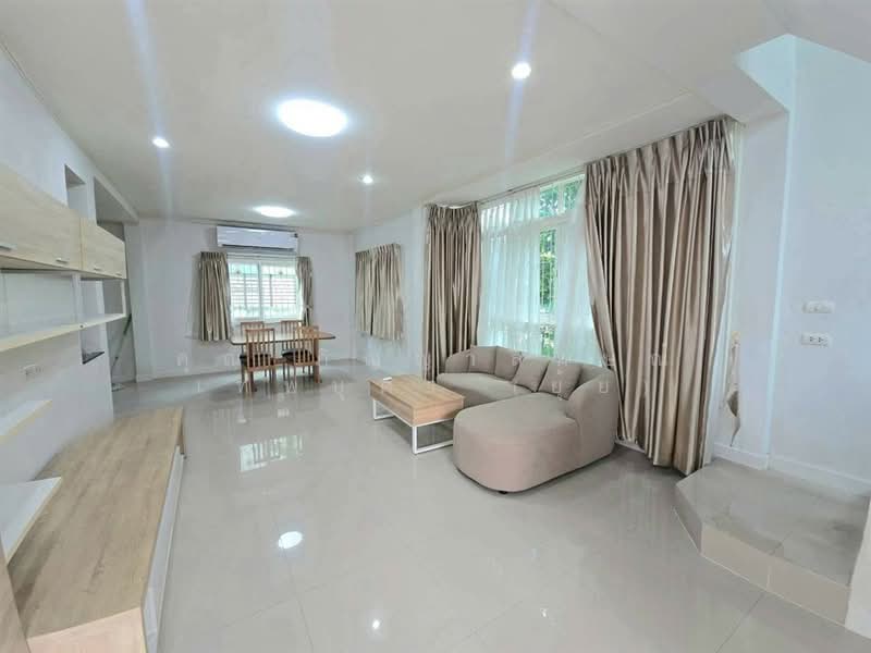 Supalai Ville Wongwaen-Lumlukka Klong 5, Pathum Thani, Bung Kham Proi, Lam Luk Ka, Pathum Thani, 4 Bedrooms, 215 sqm, Single Detached House For Sale, by คุณ ภิญญาลักษณ์ เทพบุตร (ยุ้ย), 500428498 - DDproperty.com