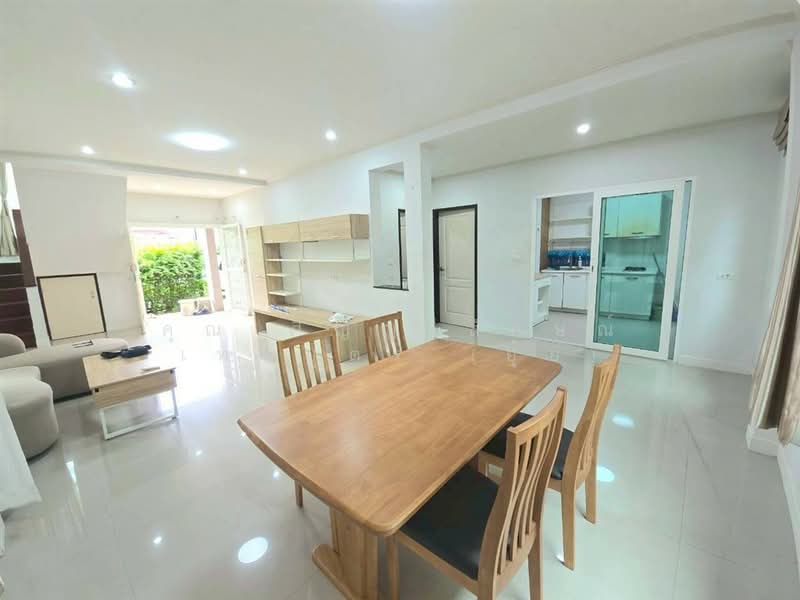 Supalai Ville Wongwaen-Lumlukka Klong 5, Pathum Thani, Bung Kham Proi, Lam Luk Ka, Pathum Thani, 4 Bedrooms, 215 sqm, Single Detached House For Sale, by คุณ ภิญญาลักษณ์ เทพบุตร (ยุ้ย), 500428498 - DDproperty.com
