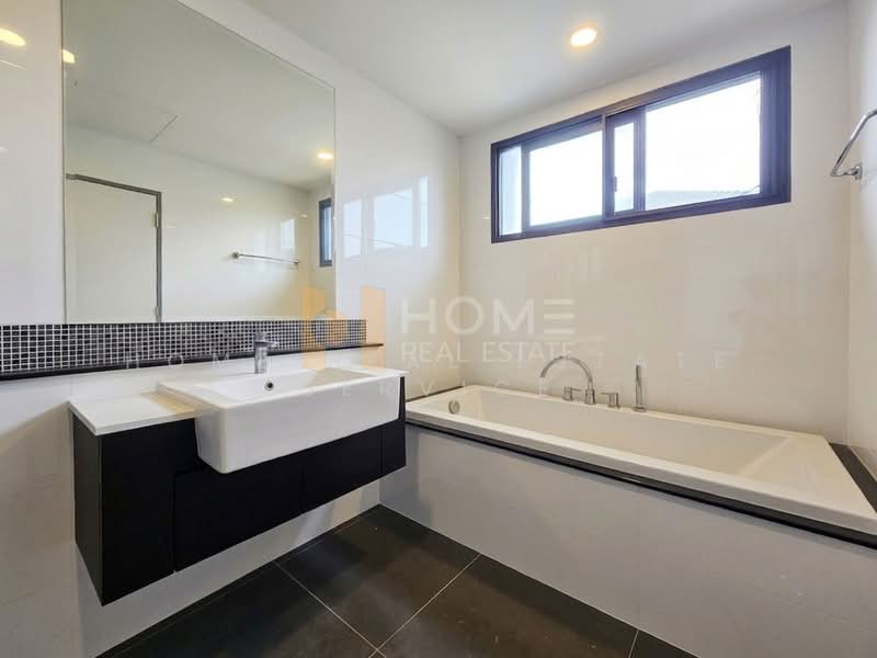 The City Ramintra-Wongwaen, Bangkok, Lieb wong wean - Thai Raman Road, Sam Wa Tawan Tok, Khlong Sam Wa, Bangkok, 4 Bedrooms, 380 sqm, Single Detached House For Rent, by HOME Real Estate Service, 500428519 - DDproperty.com