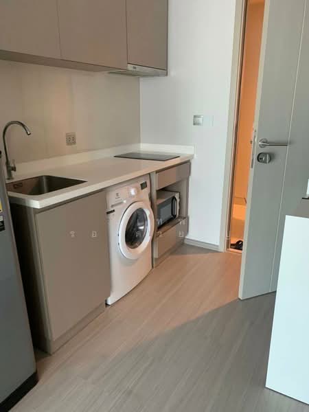 Life Ladprao, Bangkok, 992 Ladprao Road, Jom Phon, Chatuchak, Bangkok, Studio, 28 sqm, Condo For Rent, by Sutep Rodduaybun, 500428601 - DDproperty.com