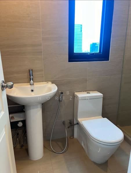 The Crest Phahonyothin 11, Bangkok, Soi Phaholyothin 11 Phaholyothin Road, Samsen Nai, Phaya Thai, Bangkok, 2 Bedrooms, 83 sqm, Condo For Sale, by Eastblue Horizon, 500428613 - DDproperty.com