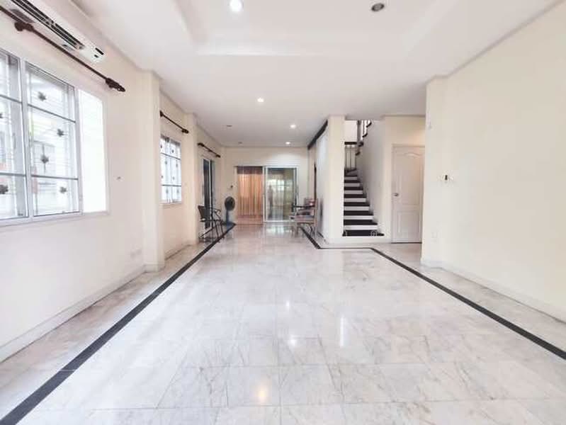 Parkway Chalet Ramkhamhaeng, Bangkok, 103 Ramkhamhaeng Road, Min Buri, Bangkok, 3 Bedrooms, 180 sqm, Single Detached House For Sale, by ประสาน เกิดอยู่ (ดีน), 500428636 - DDproperty.com