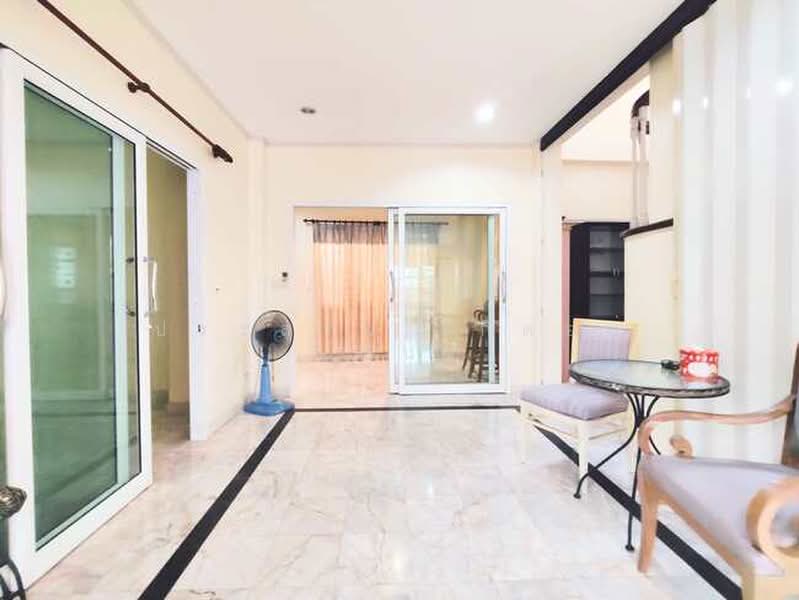 Parkway Chalet Ramkhamhaeng : พาร์คเวย์ ชาเล่ต์ รามคำแหง, กรุงเทพ, 103 ถนน รามคำแหง, มีนบุรี, กรุงเทพ, 180 ตร.ม., บ้านเดี่ยว ขาย, โดย ประสาน เกิดอยู่ (ดีน), 500428636 - DDproperty.com