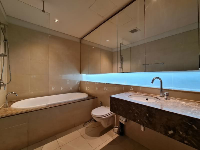 The Lakes, Bangkok, 123 Ratchadaphisek Road, Khlong Toei, Bangkok, 2 Bedrooms, 113 sqm, Condo For Sale, by Bangkok Residential, 500428680 - DDproperty.com