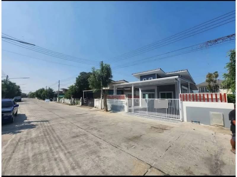 V-Alive Lumlukka Klong 8, Pathum Thani, Lam Luk Ka, Pathum Thani, 3 Bedrooms, 200 sqm, Single Detached House For Sale, by Connex Property, 500428704 - DDproperty.com