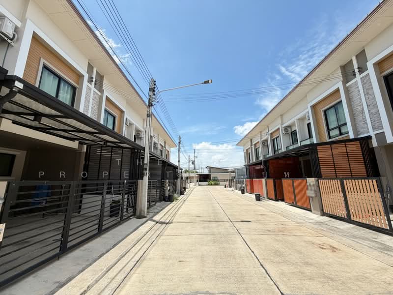 เปรมประชา ไอดอล อยุธยา (Praempracha Idol Ayutthaya), Phra Nakhon Si Ayutthaya, Ban Wa, Bang Pa-In, Phra Nakhon Si Ayutthaya, 4 Bedrooms, 150 sqm, Townhouse For Sale, by The Best Property  ใบหม่อน, 500428764 - DDproperty.com