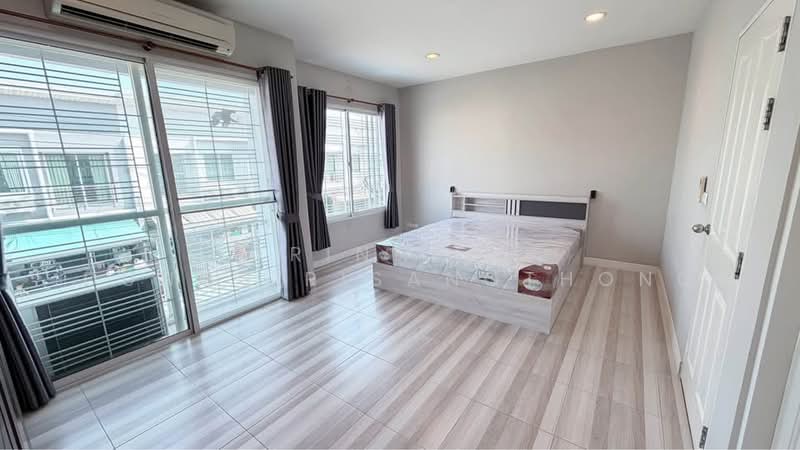 undefined, กรุงเทพ, บางบอน, กรุงเทพ, 150 ตร.ม., ทาวน์เฮ้าส์ ขาย, โดย Trinnaya Dungsirisangthong, 500428870 - DDproperty.com