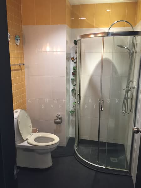 Citi Smart Sukhumvit 18, Bangkok, 366 Soi Sukhumvit 18, Sukhumvit Road, Khlong Toei, Bangkok, 2 Bedrooms, 75 sqm, Condo For Rent, by Hathaichanok Saenset, 500428887 - DDproperty.com