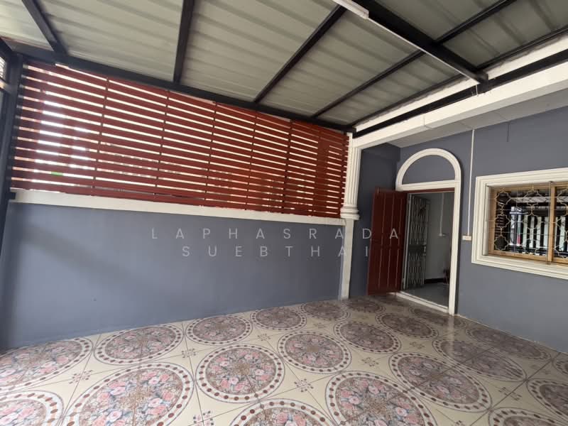 หมู่บ้านอารรีย์ 1, Samut Sakhon, หมู่บ้านอารีย์ อ้อมน้อย, Om Noi, Krathum Baen, Samut Sakhon, 2 Bedrooms, 80 sqm, Townhouse For Sale, by Laphasrada Suebthai, 500428889 - DDproperty.com