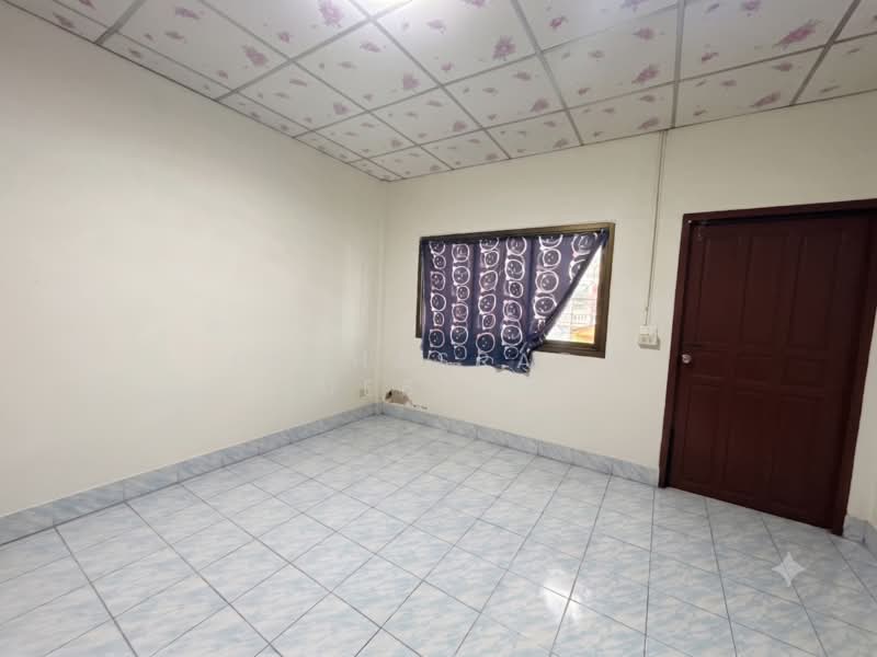 หมู่บ้านอารรีย์ 1, Samut Sakhon, หมู่บ้านอารีย์ อ้อมน้อย, Om Noi, Krathum Baen, Samut Sakhon, 2 Bedrooms, 80 sqm, Townhouse For Sale, by Laphasrada Suebthai, 500428889 - DDproperty.com