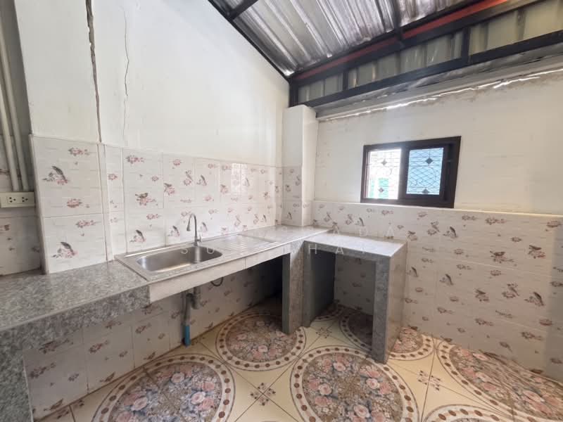 หมู่บ้านอารรีย์ 1, Samut Sakhon, หมู่บ้านอารีย์ อ้อมน้อย, Om Noi, Krathum Baen, Samut Sakhon, 2 Bedrooms, 80 sqm, Townhouse For Sale, by Laphasrada Suebthai, 500428889 - DDproperty.com