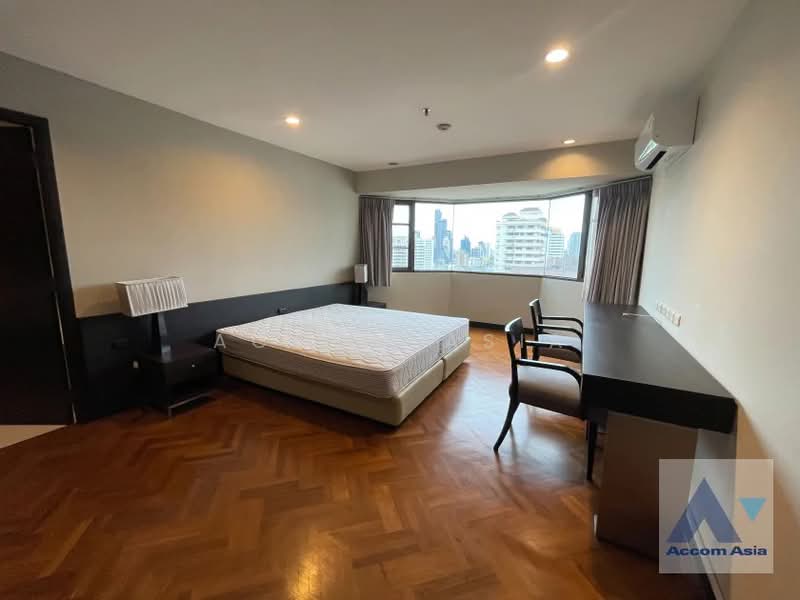 Baan Suanpetch, Bangkok, 18 Soi Sukhumvit 39, Khlong Tan Nua, Watthana, Bangkok, 3 Bedrooms, 266 sqm, Condo For Rent, by Accom Asia, 500428900 - DDproperty.com