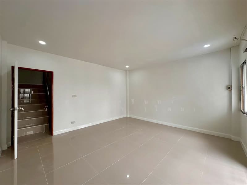 ริมน้ำนนท์นที (Rimnam nonnatee), Nonthaburi, ถนนรัตนาธิเบศร์, Bang Rak Pattana, Bang Bua Thong, Nonthaburi, 3 Bedrooms, 140 sqm, Townhouse For Sale, by คุณ นครินทร์ วัชรเสนา (โดม), 500428902 - DDproperty.com