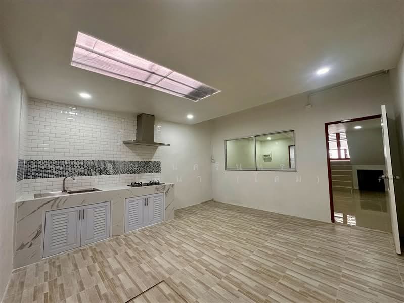 ริมน้ำนนท์นที (Rimnam nonnatee), Nonthaburi, ถนนรัตนาธิเบศร์, Bang Rak Pattana, Bang Bua Thong, Nonthaburi, 3 Bedrooms, 140 sqm, Townhouse For Sale, by คุณ นครินทร์ วัชรเสนา (โดม), 500428902 - DDproperty.com