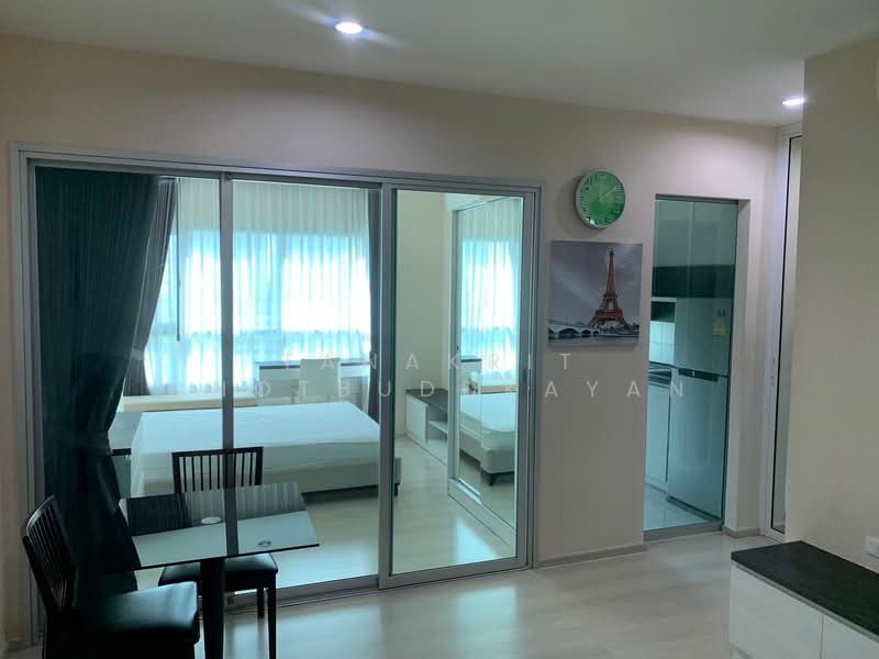 Life Ratchadapisek, Bangkok, 279 Ratchadapisaek Road, Huai Khwang, Bangkok, 1 Bedroom, 40 sqm, Condo For Rent, by Tanakrit Chotbuddkayan, 500428906 - DDproperty.com