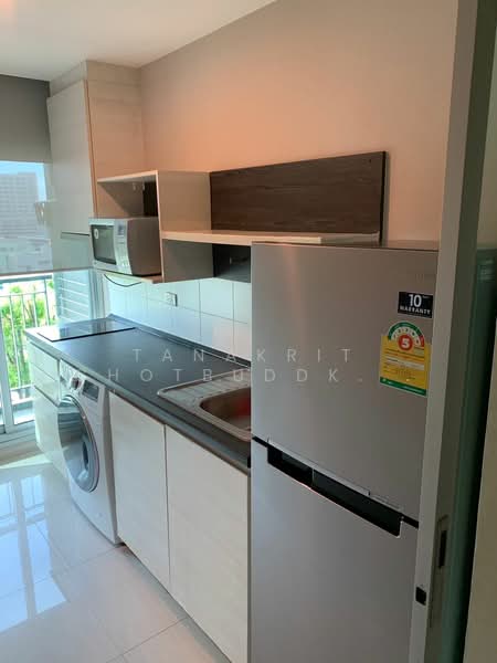 Life Ratchadapisek, Bangkok, 279 Ratchadapisaek Road, Huai Khwang, Bangkok, 1 Bedroom, 40 sqm, Condo For Rent, by Tanakrit Chotbuddkayan, 500428906 - DDproperty.com