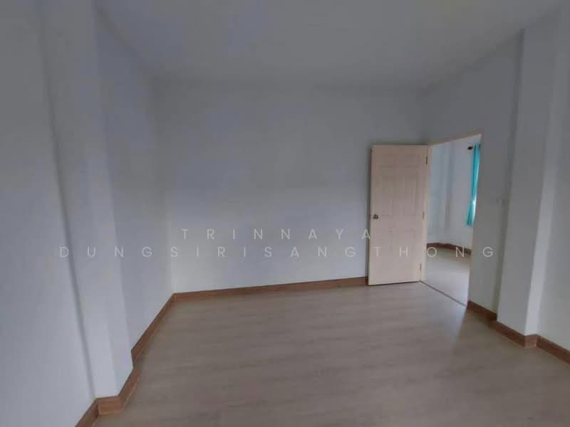 3-BR Townhouse, Bangkok, Suan Luang, Bangkok, 3 Bedrooms, 110 sqm, Townhouse For Rent, by Trinnaya Dungsirisangthong, 500428995 - DDproperty.com