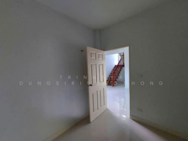 3-BR Townhouse, Bangkok, Suan Luang, Bangkok, 3 Bedrooms, 110 sqm, Townhouse For Rent, by Trinnaya Dungsirisangthong, 500428995 - DDproperty.com