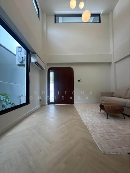 3-BR Townhouse, Bangkok, Lat Phrao, Bangkok, 3 Bedrooms, 204 sqm, Townhouse For Rent, by Supitcha Wongisaraseri, 500429101 - DDproperty.com