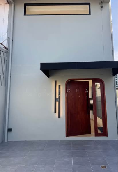 3-BR Townhouse, Bangkok, Lat Phrao, Bangkok, 3 Bedrooms, 204 sqm, Townhouse For Rent, by Supitcha Wongisaraseri, 500429101 - DDproperty.com
