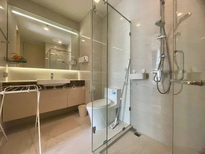 Noble State 39, Bangkok, 35 Soi Sukhumvit 39, Khlong Tan Nua, Watthana, Bangkok, 1 Bedroom, 34 sqm, Condo For Rent, by Nisakorn Wingwat, 500429144 - DDproperty.com