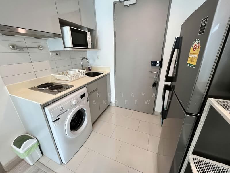 IDEO MOBI Sukhumvit 81, Bangkok, 2097 Sukhumvit Road, Bang Chak, Phra Khanong, Bangkok, 1 Bedroom, 31 sqm, Condo For Rent, by Arinchaya Pornphakdeewattana, 500429227 - DDproperty.com