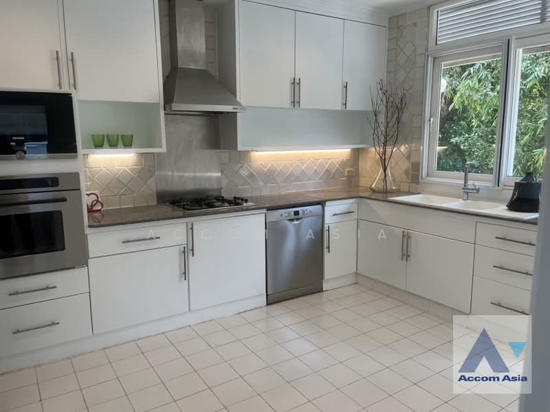 Home with Large Terrace, Pet Friendly in Sukhumvit (AA29516), Bangkok, Khlong Tan Nua, Watthana, Bangkok, 4 Bedrooms, 350 sqm, Single Detached House For Rent, by Accom Asia, 500429242 - DDproperty.com