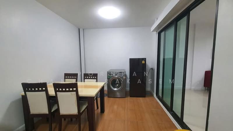 undefined, Bangkok, Chorake Bua, Lat Phrao, Bangkok, 3 Bedrooms, 204 sqm, Townhouse For Sale, by Pornpan Chantharakasemchai, 500429271 - DDproperty.com