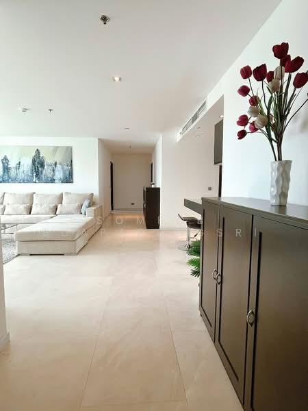 Eight Thonglor Residence, Bangkok, Eight Thonglor Building 88/36, Khlong Tan Nua, Watthana, Bangkok, 3 Bedrooms, 140 sqm, Condo For Rent, by Sompob Buaparungsri, 500429278 - DDproperty.com