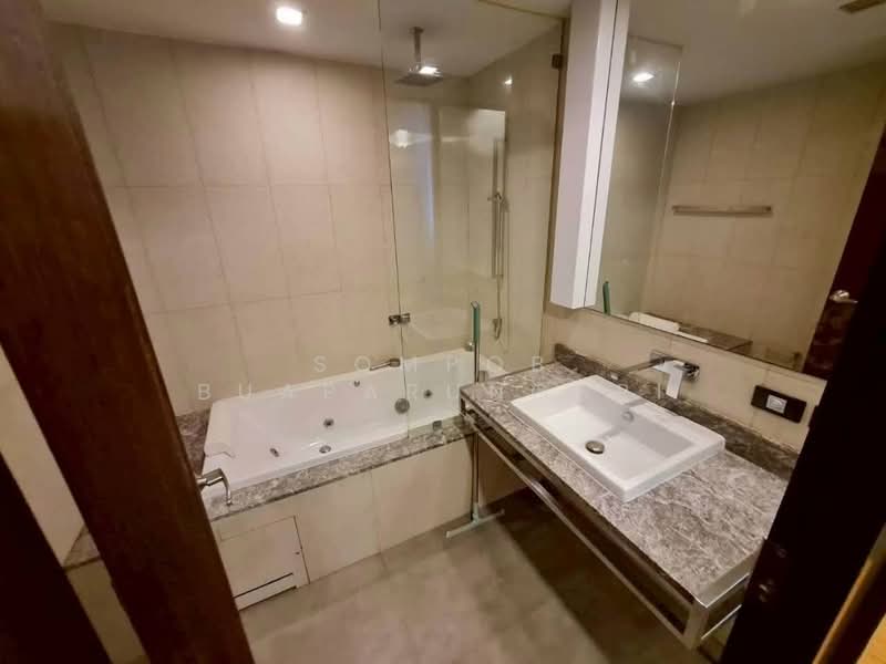 Quad Silom, Bangkok, 63 Soi Pipat 2, Silom Road, Suriyawong, Bang Rak, Bangkok, 2 Bedrooms, 61 sqm, Condo For Rent, by Sompob Buaparungsri, 500429298 - DDproperty.com