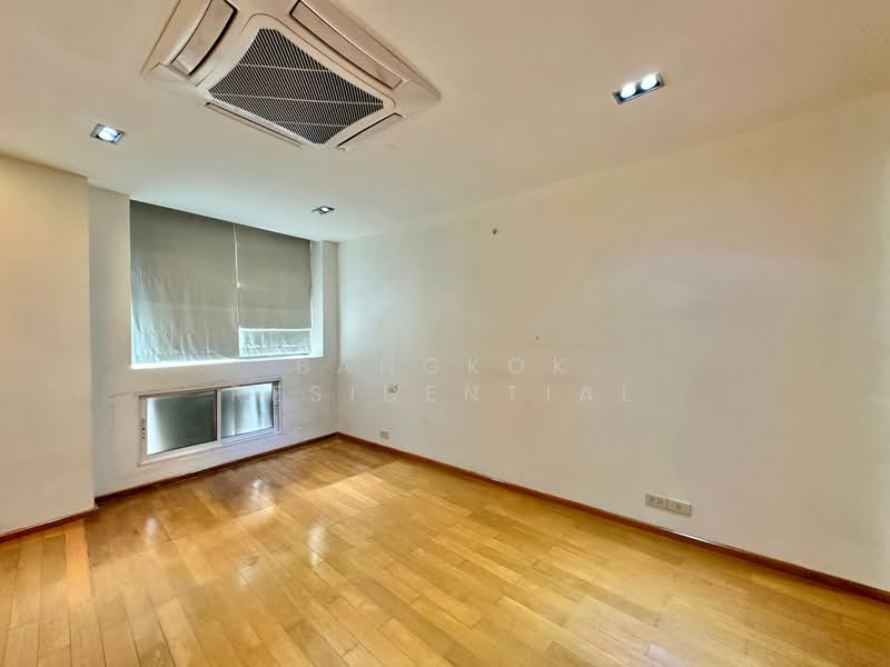 President Park Sukhumvit 24, bangkok, 99 Sukhumvit 24 Alley, Khlongtoei Nua, Watthana, Bangkok, 3 Bedrooms, 260 sqm, Condo For Sale, by Bangkok Residential, 500429300 - DDproperty.com
