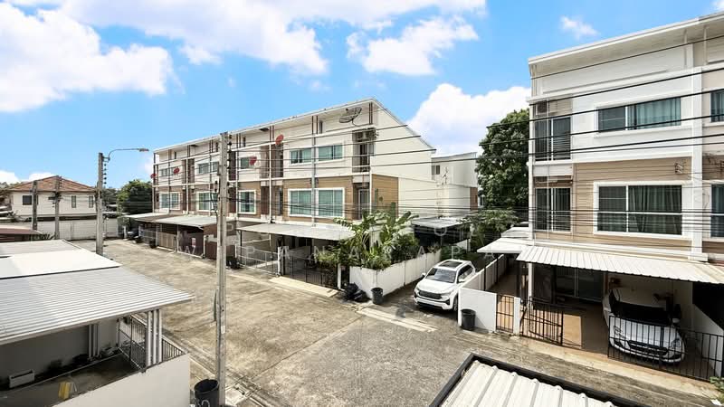 Villette City Pattanakarn 38 : วิลเลต ซิตี้ พัฒนาการ 38, กรุงเทพ, ถนนพัฒนาการ, ประเวศ, กรุงเทพ, 160 ตร.ม., ทาวน์เฮ้าส์ ขาย, โดย Ponwimol Wipanarapai, 500429325 - DDproperty.com