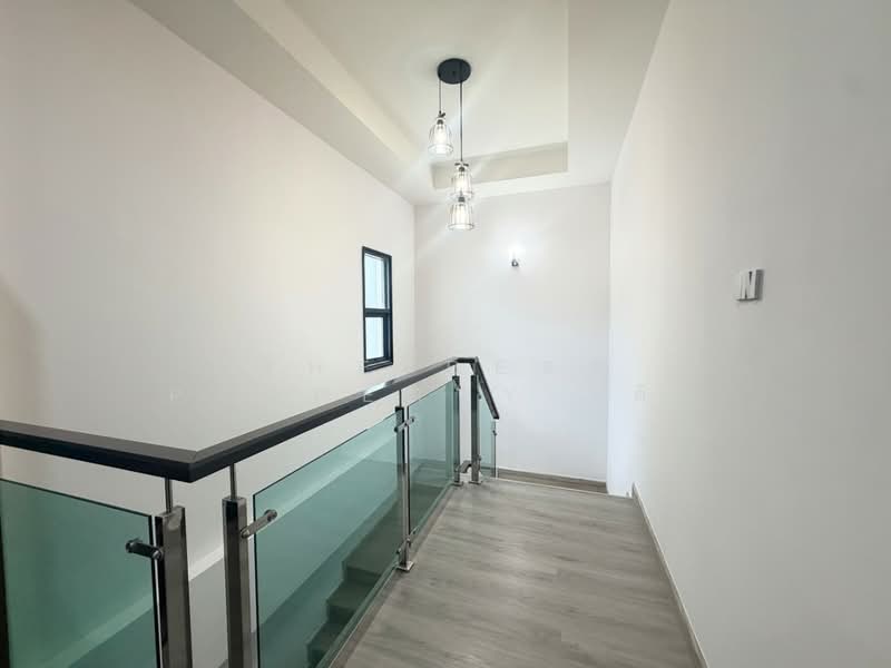 หมู่บ้านอีสวาน่า (Eastvana), Chon Buri (Pattaya), Surasak, Si Racha, Chon Buri (Pattaya), 4 Bedrooms, 176 sqm, Semi-Detached House (Twin House) For Sale, by The Best Property ดิว, 500429330 - DDproperty.com