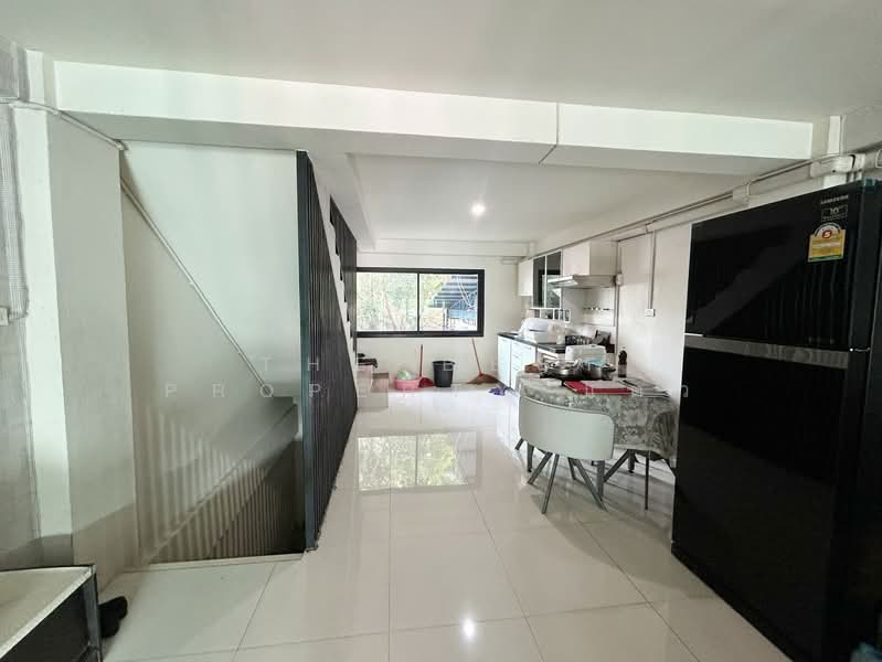 อาคารพาณิชย์ศรีราชา ชลบุรี, Chon Buri (Pattaya), Bang Phra, Si Racha, Chon Buri (Pattaya), , 100 sqm, Shophouse For Sale, by The Best Property แต้ว, 500429380 - DDproperty.com