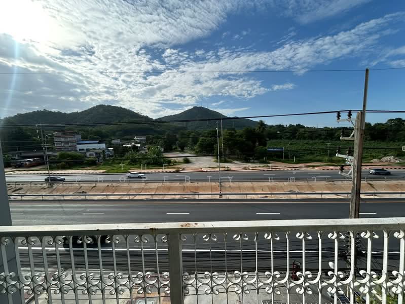 อาคารพาณิชย์ศรีราชา ชลบุรี, Chon Buri (Pattaya), Bang Phra, Si Racha, Chon Buri (Pattaya), , 100 sqm, Shophouse For Sale, by The Best Property แต้ว, 500429380 - DDproperty.com