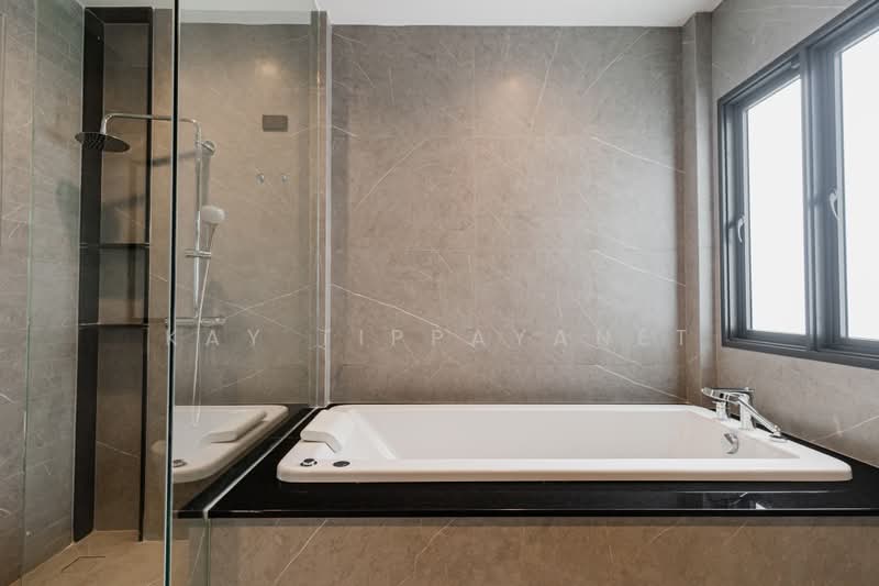 Bangkok Boulevard Signature Pinklao-Borom : บางกอก บูเลอวาร์ด ซิกเนเจอร์ ปิ่นเกล้า-บรมฯ, กรุงเทพ, Sala Thammasop Road, ศาลาธรรมสพน์, ทวีวัฒนา, กรุงเทพ, 449 ตร.ม., บ้านเดี่ยว ขาย, โดย Kay Tippayanet, 500429383 - DDproperty.com