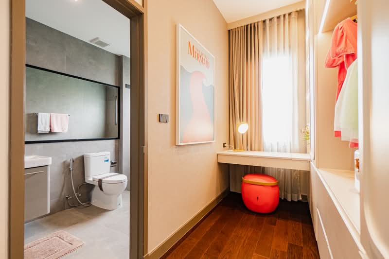 Bangkok Boulevard Signature Pinklao-Borom, Bangkok, Sala Thammasop Road, Sala Thammasop, Thawi Watthana, Bangkok, 4 Bedrooms, 449 sqm, Single Detached House For Sale, by Kay Tippayanet, 500429383 - DDproperty.com