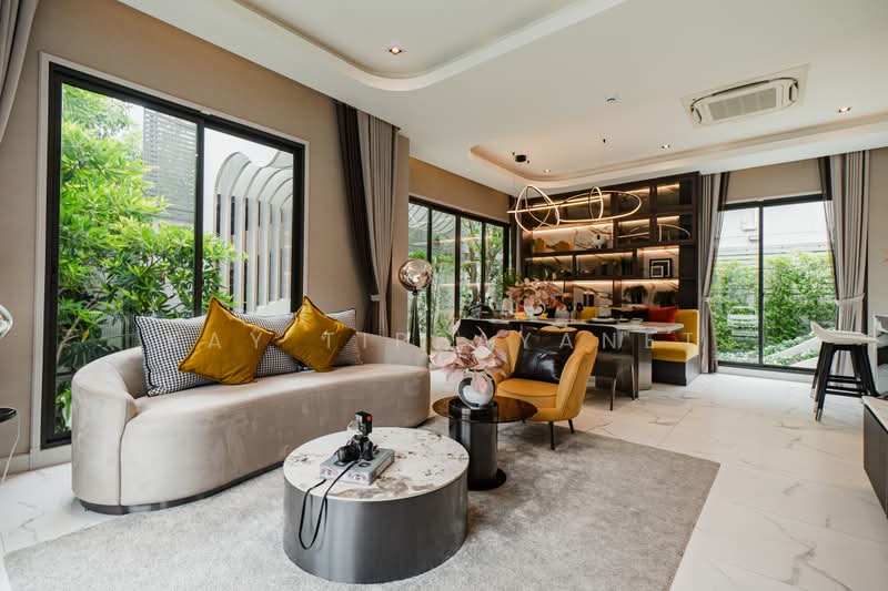Bangkok Boulevard Signature Pinklao-Borom, Bangkok, Sala Thammasop Road, Sala Thammasop, Thawi Watthana, Bangkok, 4 Bedrooms, 398 sqm, Single Detached House For Sale, by Kay Tippayanet, 500429403 - DDproperty.com