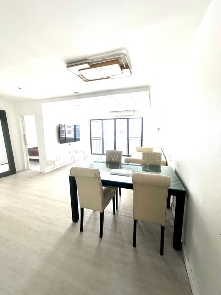 The Royal Place 2, Bangkok, 6-6/429 Soi Mahatlek Luang 2, Lumphini, Pathum Wan, Bangkok, 2 Bedrooms, 99 sqm, Condo For Rent, by Phakawadee Jiramanee, 500429431 - DDproperty.com