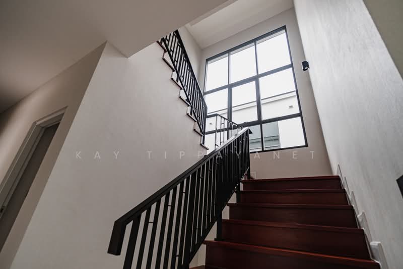 Bangkok Boulevard Signature Pinklao-Borom, Bangkok, Sala Thammasop Road, Sala Thammasop, Thawi Watthana, Bangkok, 4 Bedrooms, 449 sqm, Single Detached House For Sale, by Kay Tippayanet, 500429444 - DDproperty.com